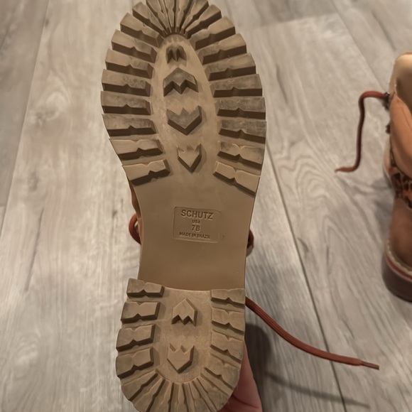 SCHUTZ Working Boot - Picture 4 of 4